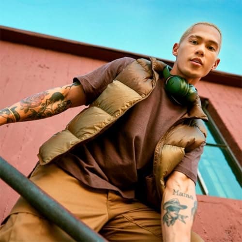 Bose QuietComfort Bluetooth Headphones, Wireless Headphones with Active Over Ear Noise Cancelling and Mic, Deep Bass, Up to 24 Hours of Playtime, Cypress Green - Limited Edition 2