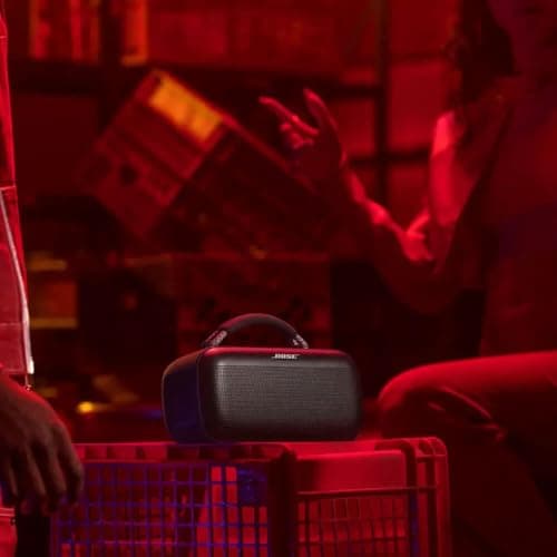 Bose SoundLink Max Bluetooth Speaker - Portable Wireless Party Speaker, IP67 Waterproof, Rope Handle, Up to 20 Hours of Playtime, USB-C, Built-in 3.5mm AUX Input, Black 2