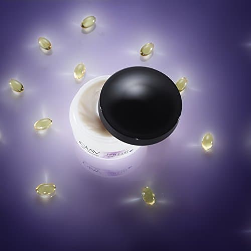 Olay Anti-Wrinkle Firm and Lift Night Cream for 40+, 1.7 Ounce 3