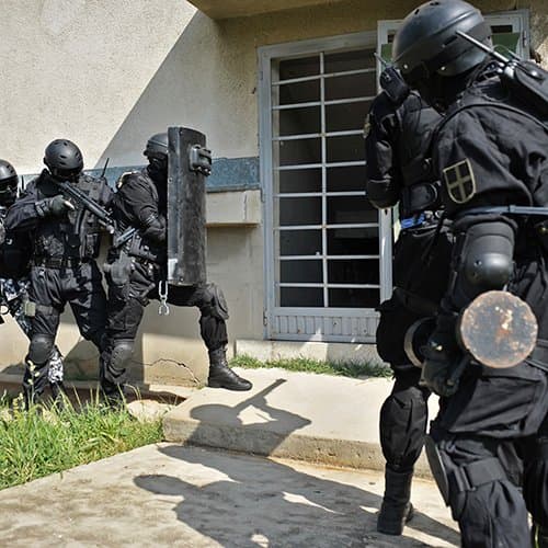 Uniden BearTracker Scanner (BCT15X) with 9,000 Channels, TrunkTracker III Technology, Base/Mobile Design, Close Call RF Capture Technology with Location-Based Scanning, - Black Color 4